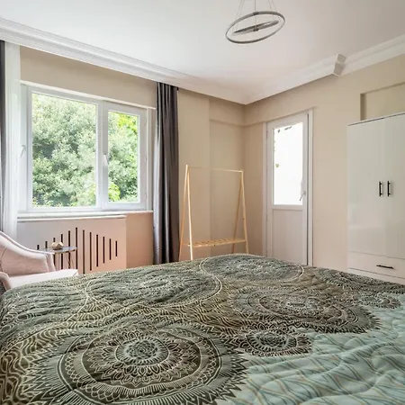 Besiktas And Sisli Luxury Flat